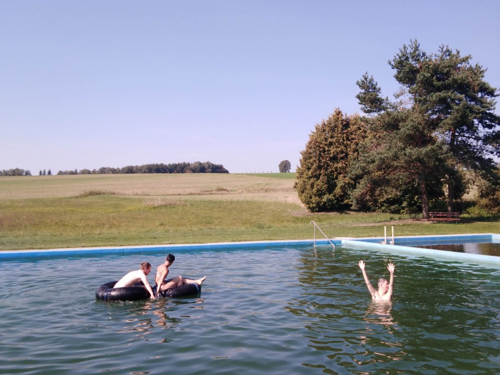 Stacík na koupališti 2